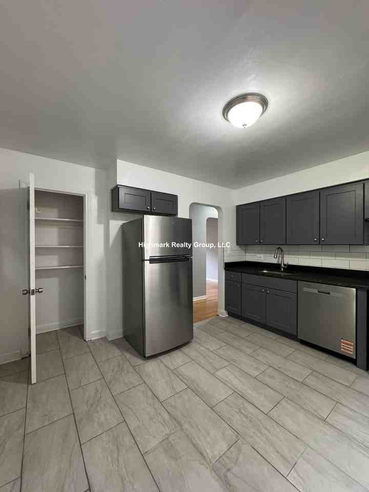 2752 W North Shore Ave #1WW - Photo 5 of 11