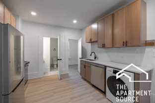 2301 N Leavitt St #1F - Photo 1 of 1