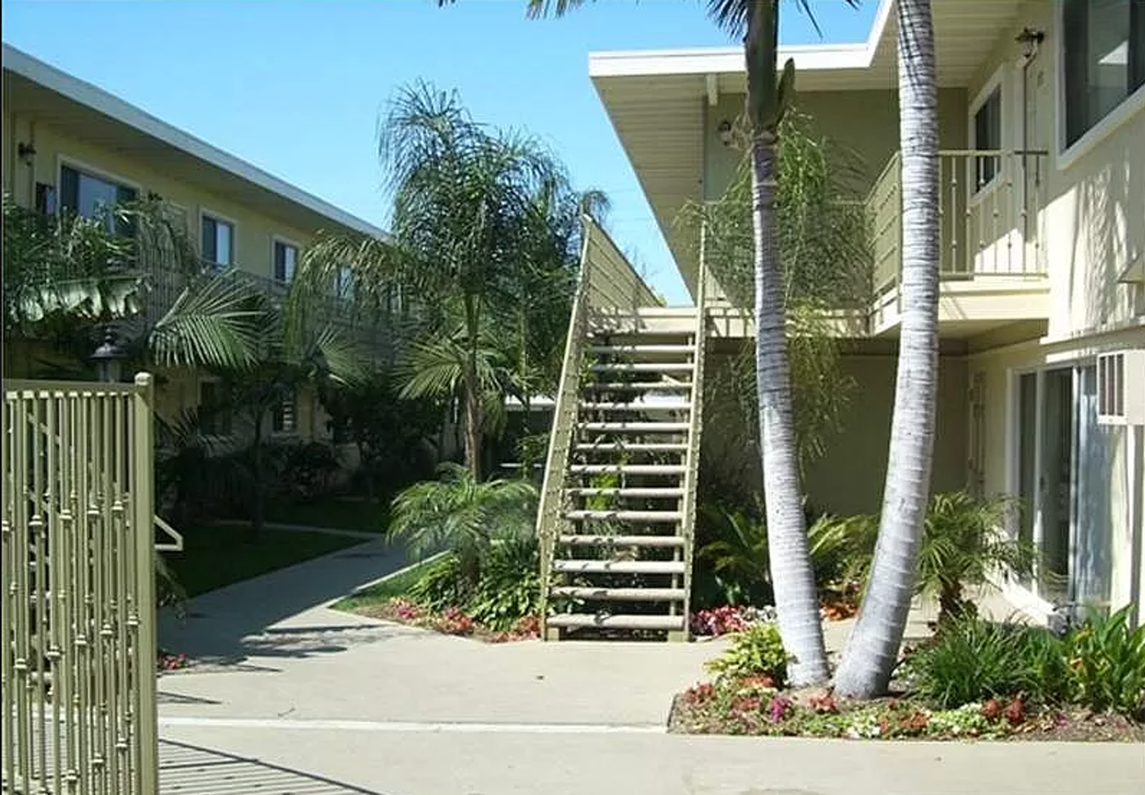 5505 Ackerfield Ave. Long Beach, CA 90805 - Photo 3 of 31