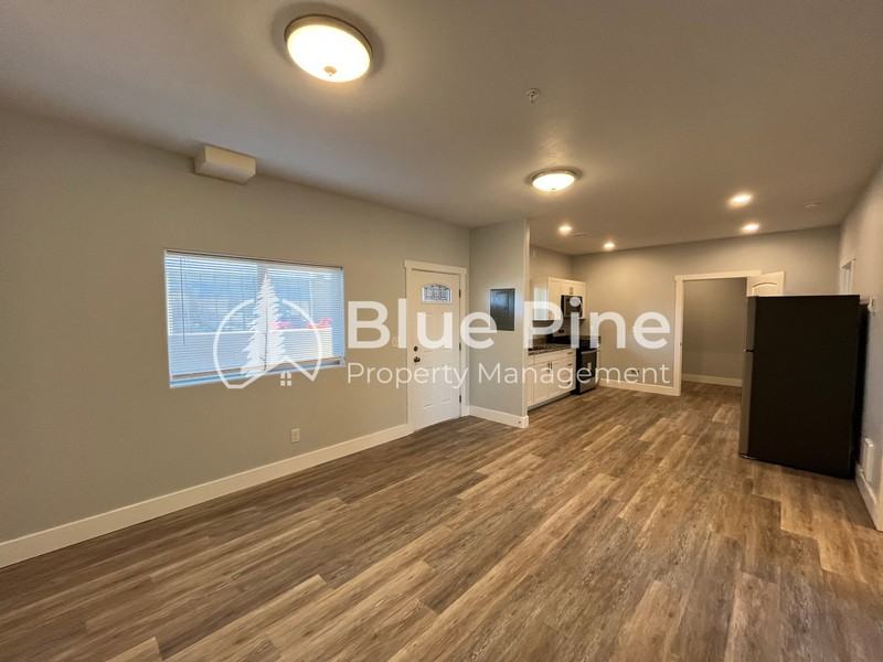 1446 E 17th St #1 - Photo 3 of 12