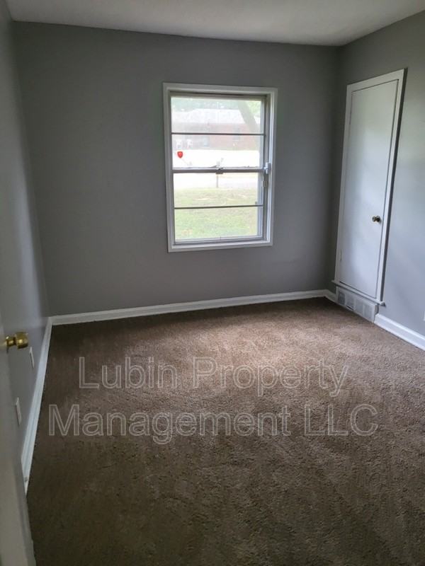 3435 Madewell St - Photo 3 of 6