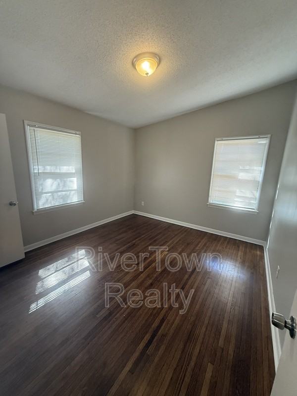 3645 Hendricks Cv - Photo 2 of 12