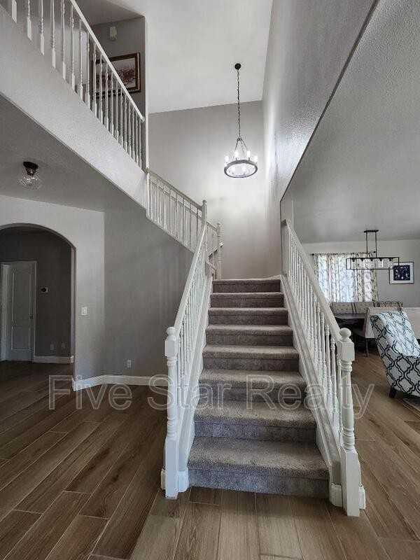 2489 De Beers Ct - Photo 3 of 35