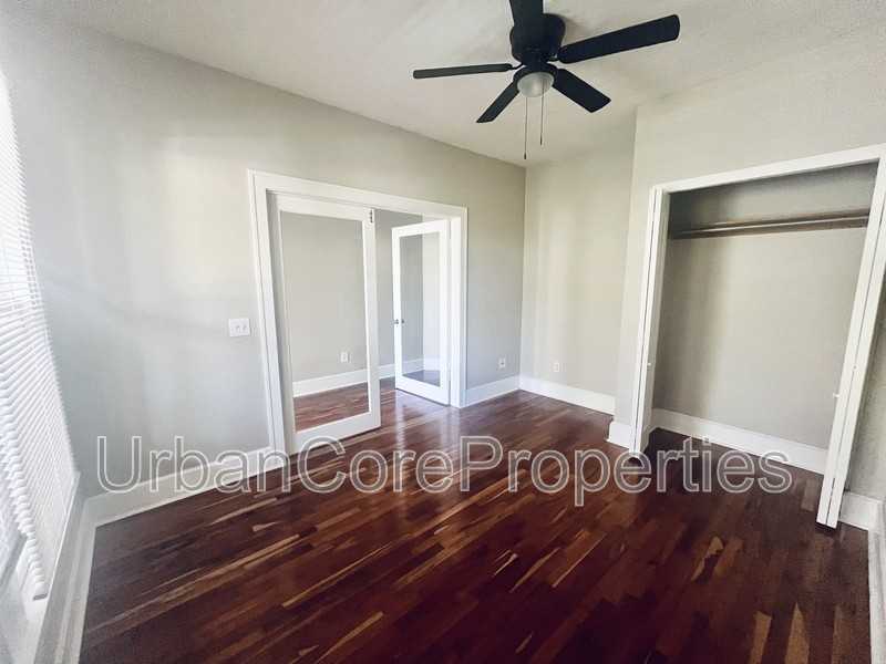 315 7th Ave N #6 - Photo 4 of 8