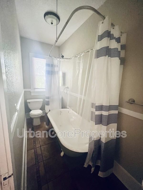 315 7th Ave N #6 - Photo 7 of 8