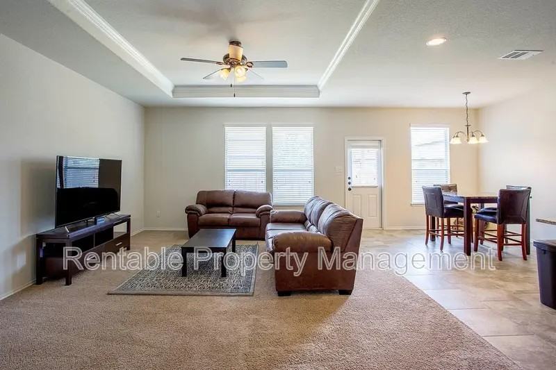 5716 Hopkins Dr - Photo 4 of 38
