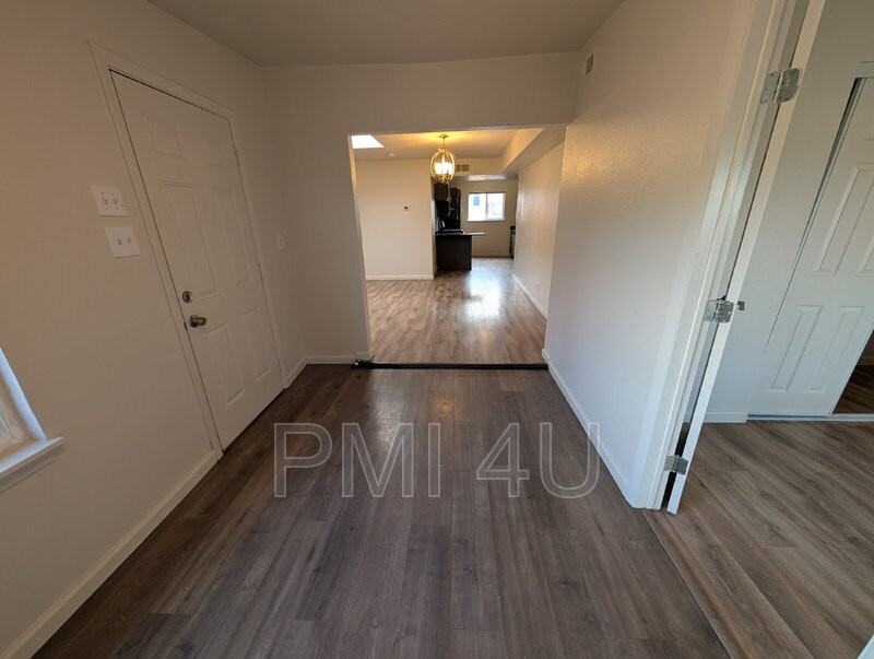 6200 Prairie Road Northeast #A - Photo 5 of 24