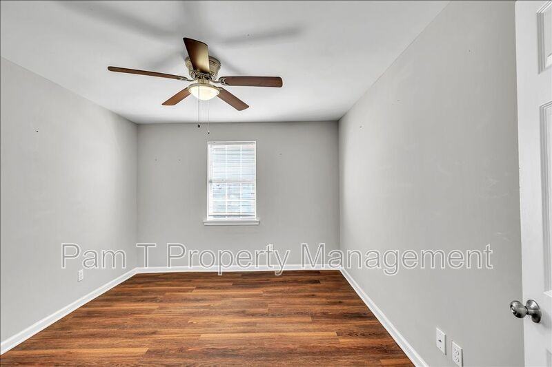 1024 W 39th St - Photo 7 of 21