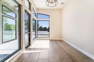 Newer Spacious Condo Style Campbell Apartment - Photo 1 of 1