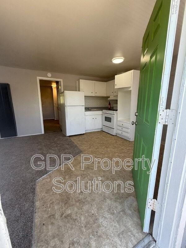 1200 Coal Ave Sw #10 - Photo 2 of 24