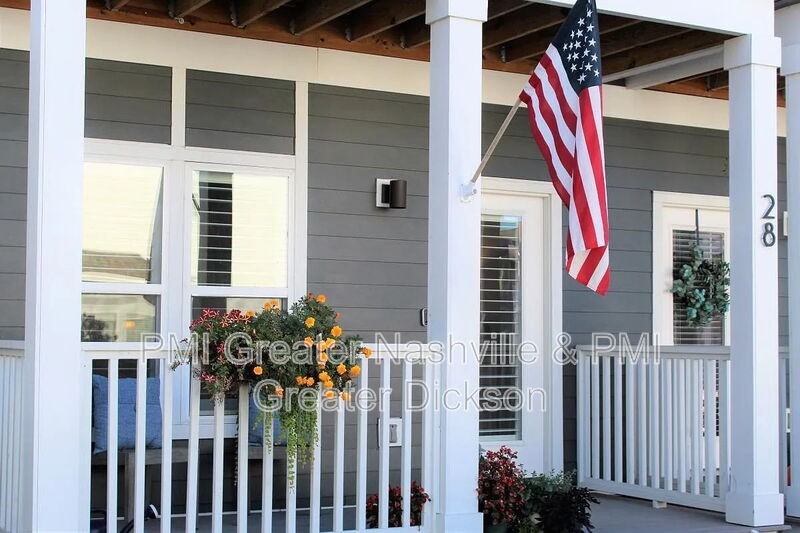 1633 54th Ave N #28 - Photo 2 of 28