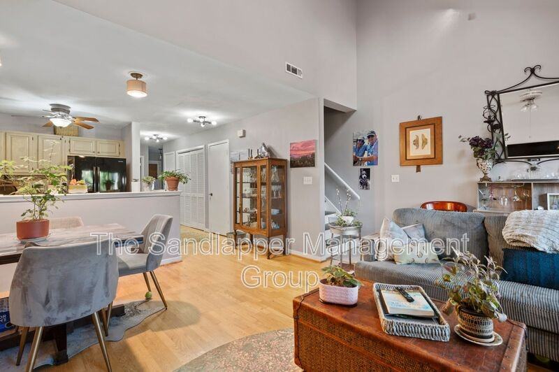 194 River Breeze Dr - Photo 3 of 11