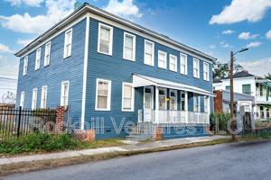 featured image of 508 W 42nd St