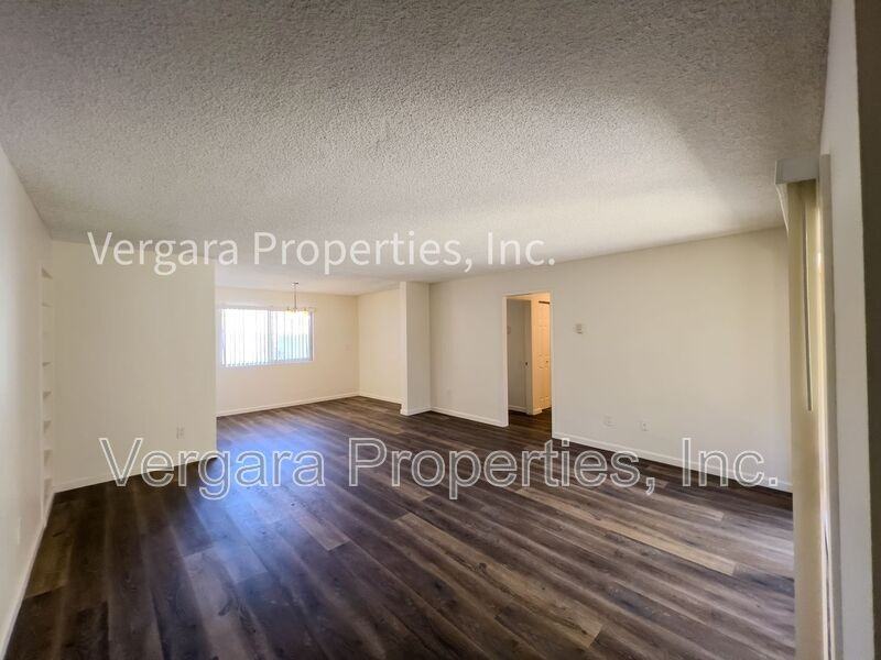 2513 Ruhland Ave #2 - Photo 2 of 31