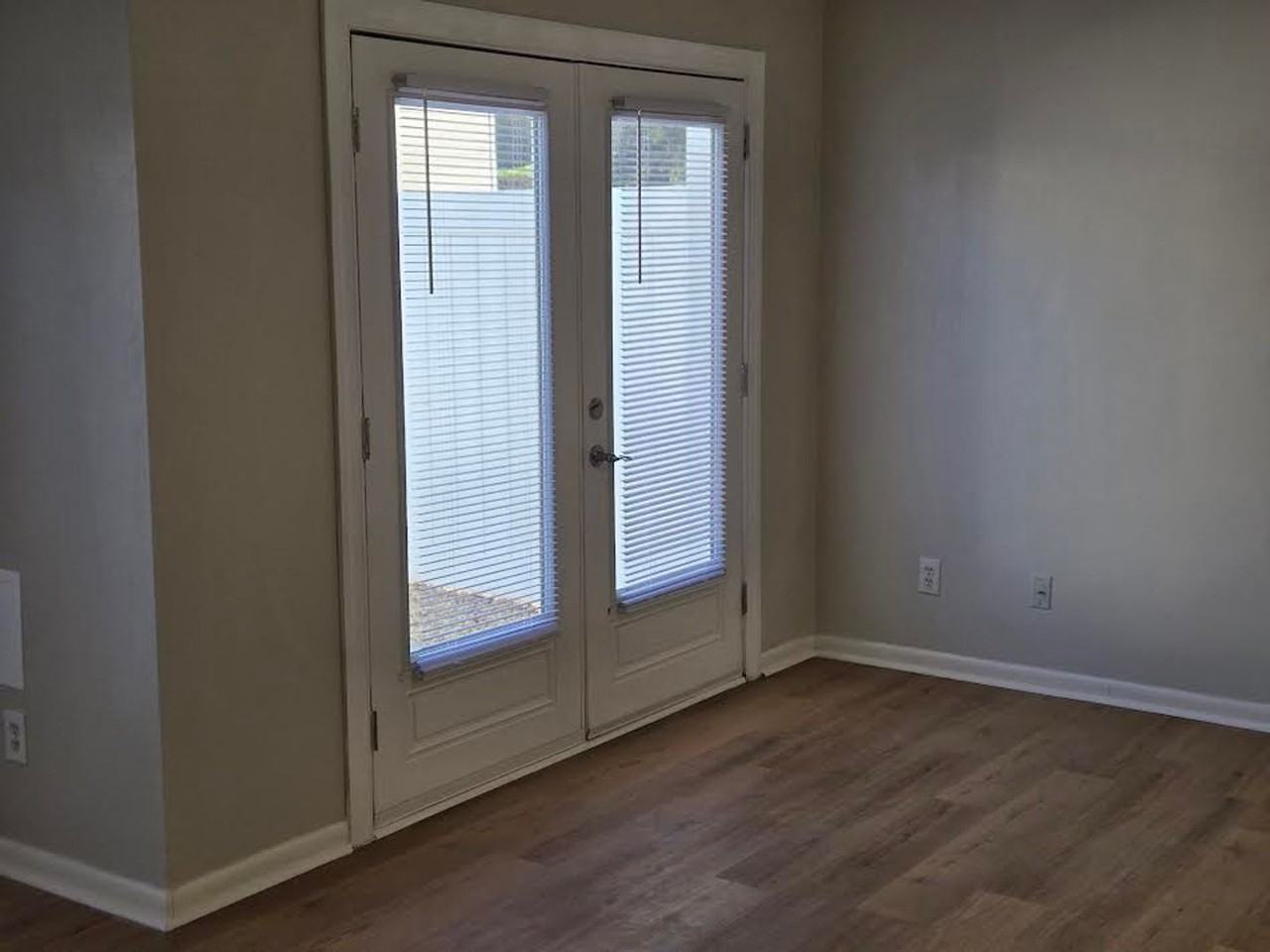 3840 Staffordshire Ln - Photo 3 of 24