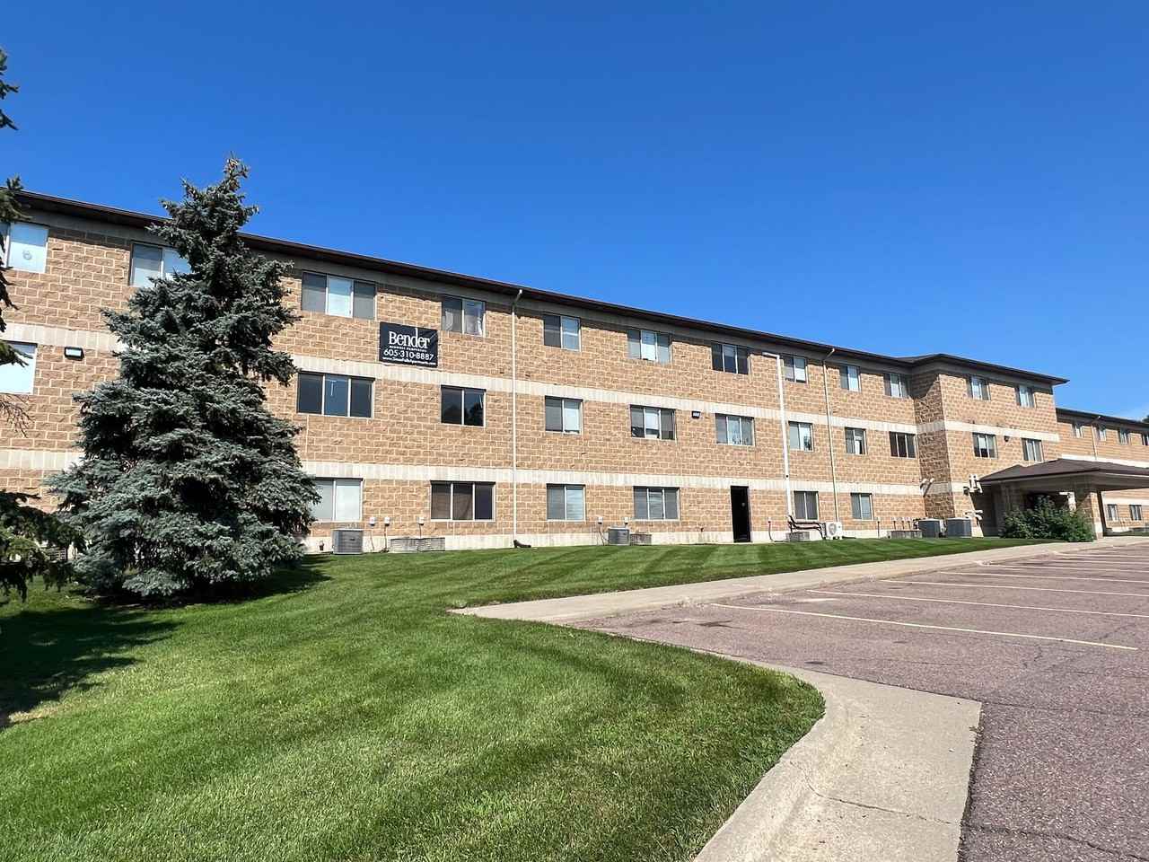 Gateway Apartments - Photo 2 of 24