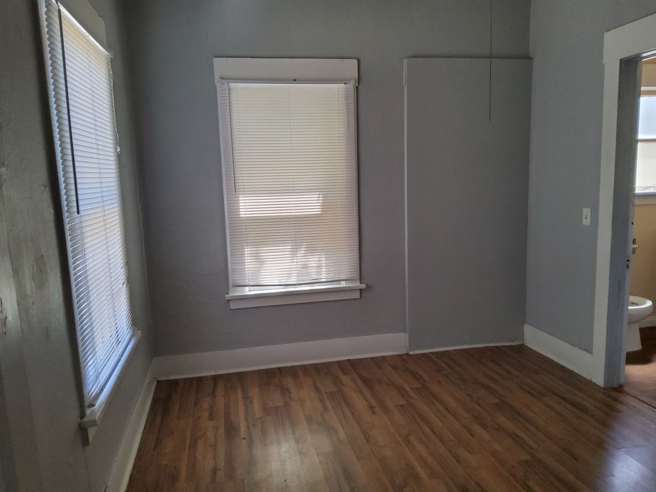 506 Fig St - Photo 5 of 9