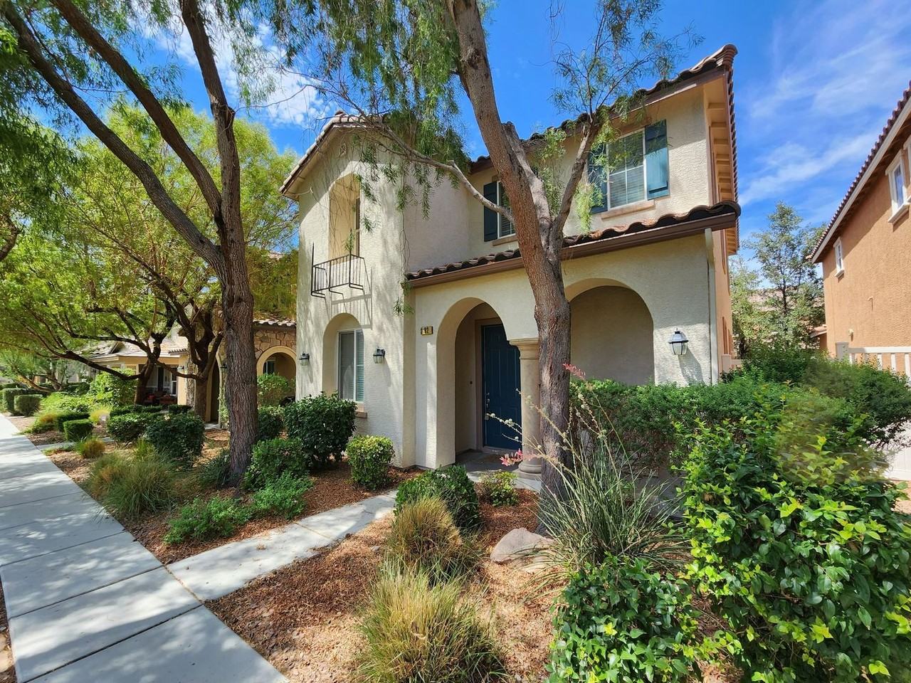 3182 Romanesque Art Ave - Photo 2 of 44