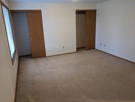 15718 Ne 4th St - Photo 1 of 1