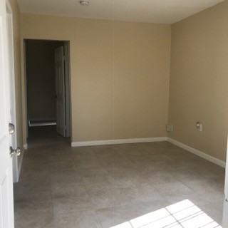 419 S 28th St - Photo 3 of 16