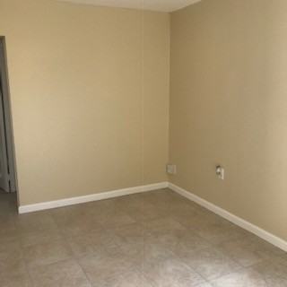 419 S 28th St - Photo 5 of 16