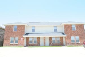 featured image of 1603 Inca Dr #B