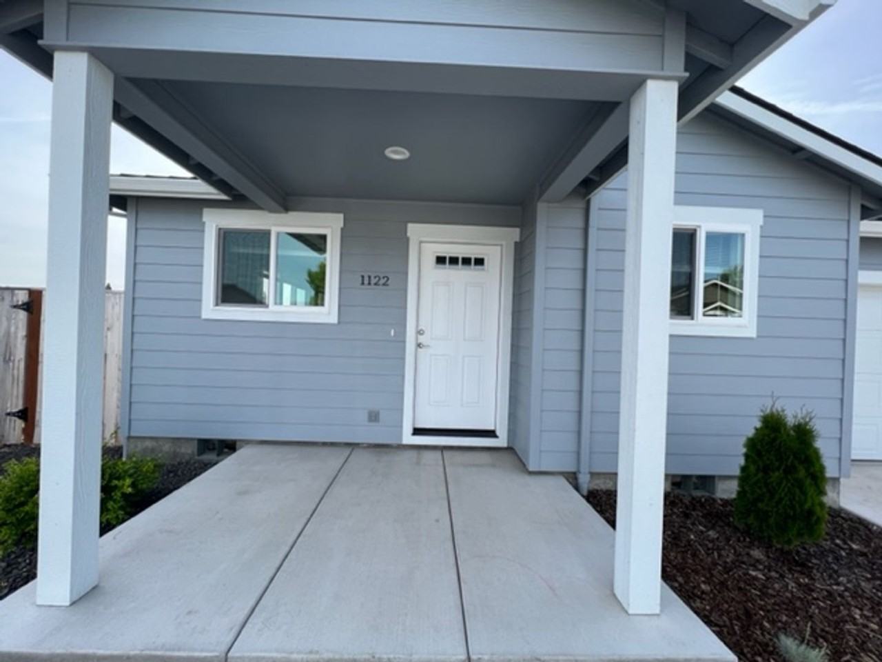 1100 Garfield Street - Photo 2 of 10