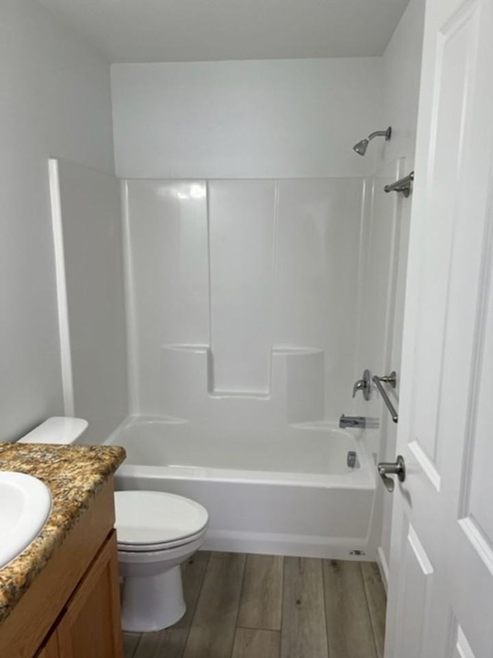 1100 Garfield Street - Photo 7 of 10