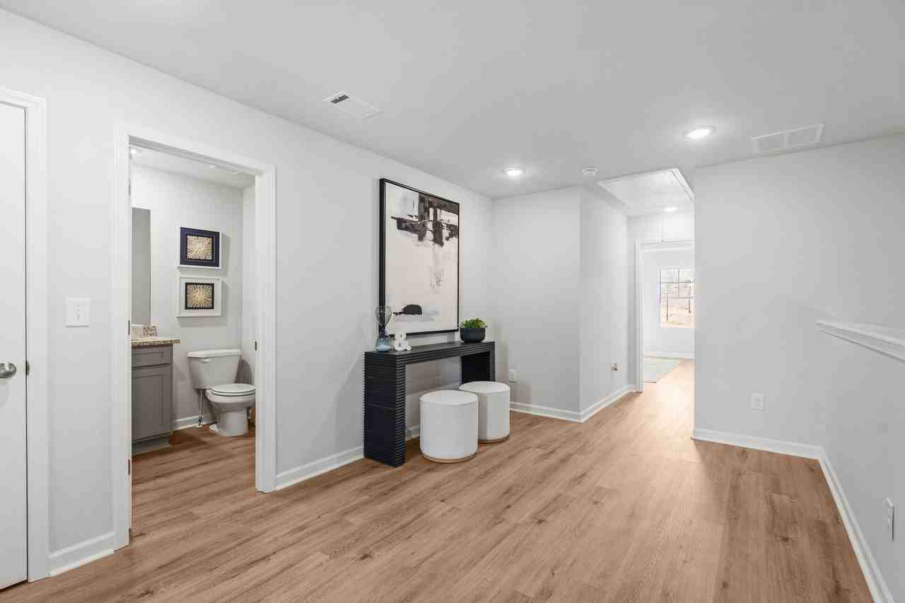 7429 Eaveswell Street - Photo 3 of 29