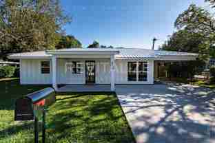 800 Daphne Ct - Photo 1 of 1