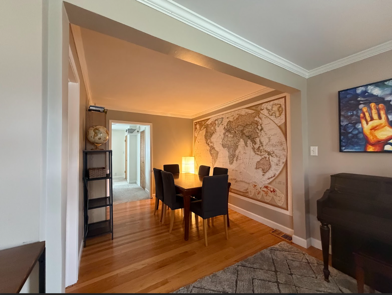 5540 N Fairview Ave - Photo 6 of 34