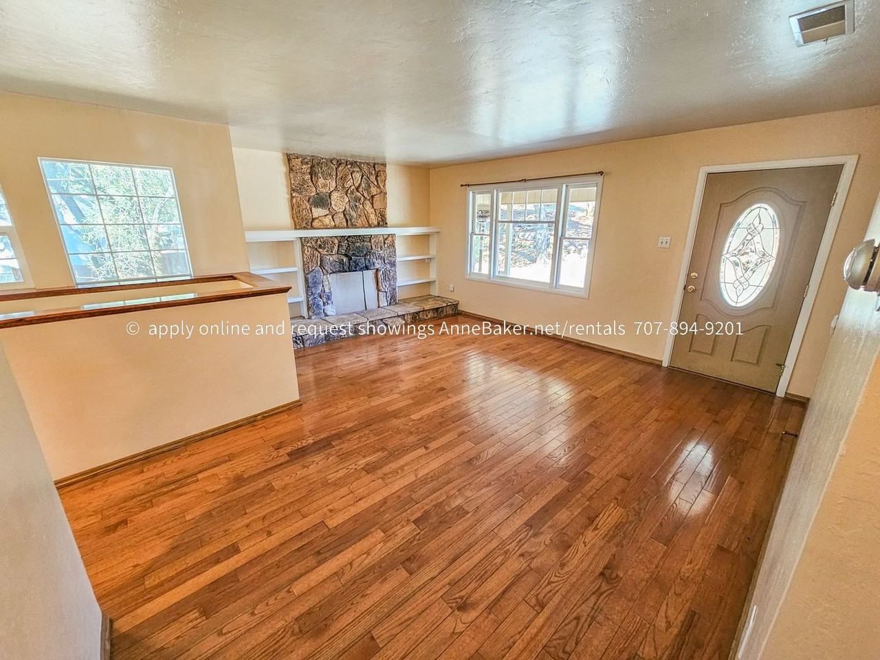 2 Haselden Dr - Photo 3 of 50