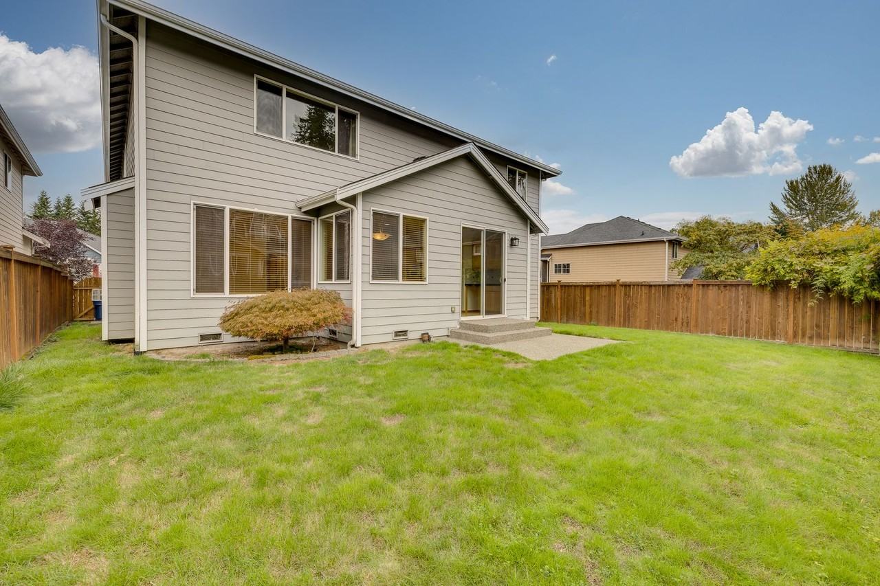 3232 171st Place Southeast - Photo 2 of 30