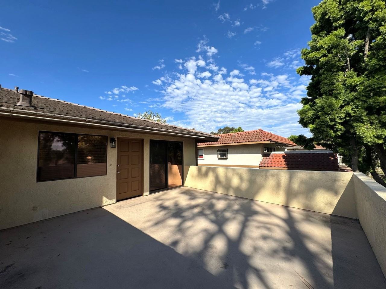 731 Yeats Lane - Photo 2 of 24