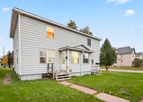 1301-1303 Hammond Ave - Photo 1 of 1