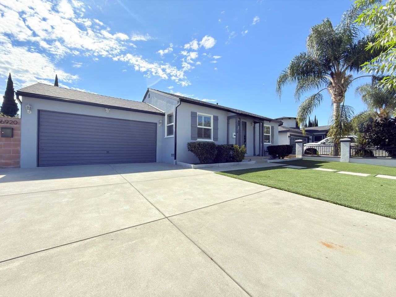 16918 Schoolcraft Street - Photo 2 of 22