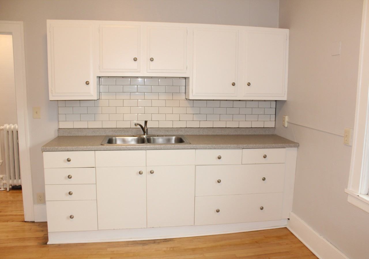 1696 1/2 Grand Ave - Photo 7 of 20