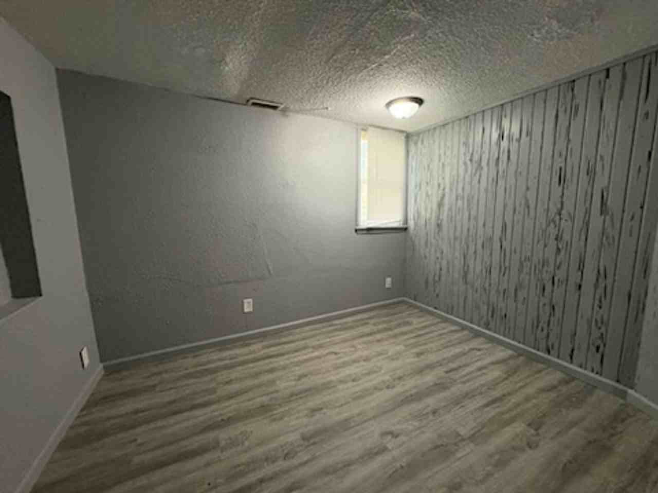 4108 Cuming St - Photo 2 of 4