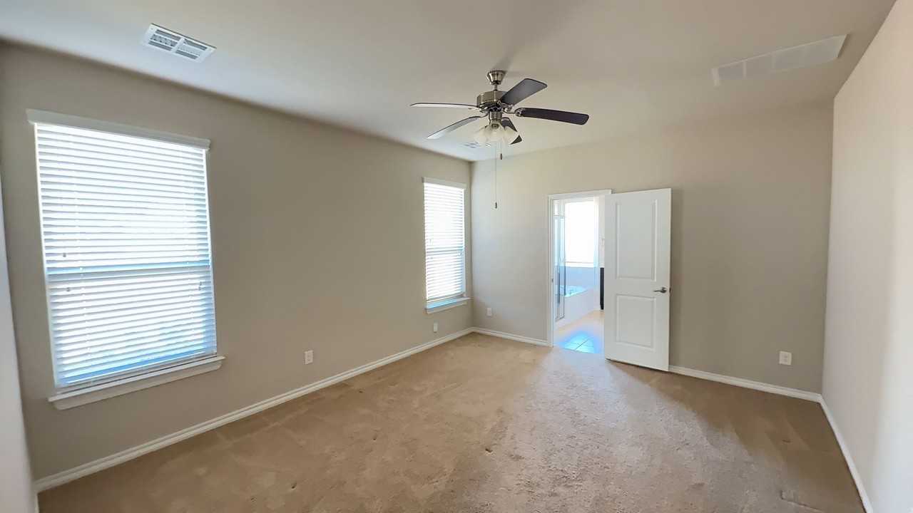 11325 Southwest 33rd Terrace - Photo 7 of 14