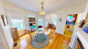 featured image of 1 Woodstock Ave
