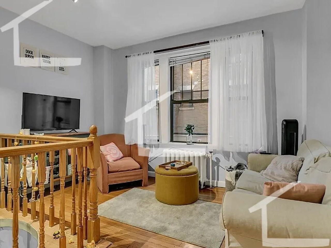 452 Park Dr - Photo 4 of 13