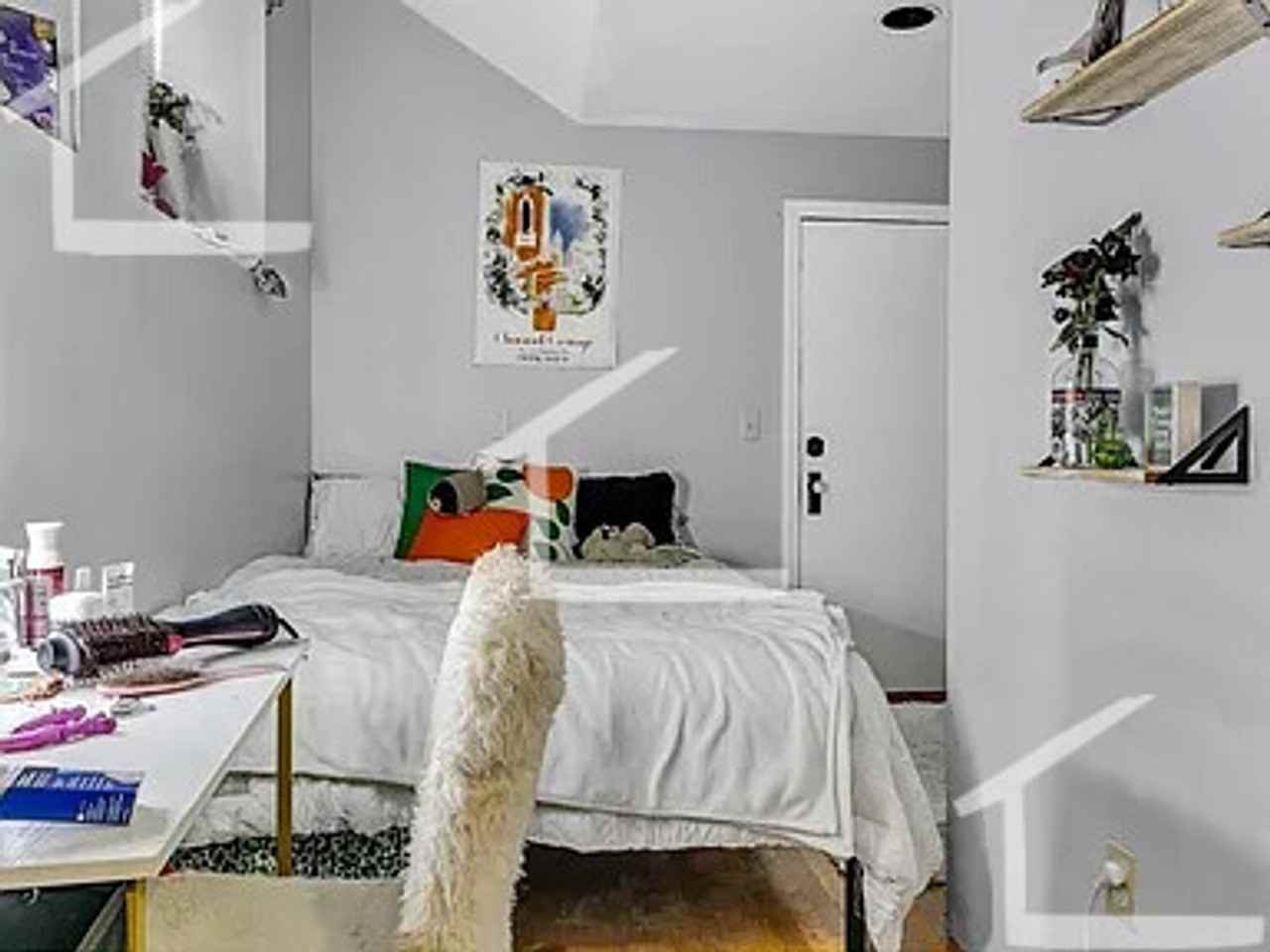 452 Park Dr - Photo 7 of 13