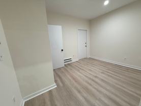 445 Park Dr - Photo 1 of 1