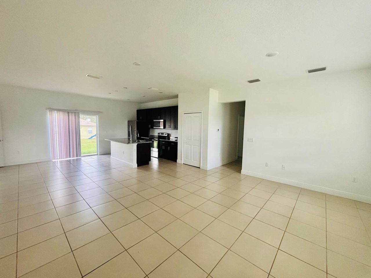 2679 Southwest 154th Place Road - Photo 5 of 24