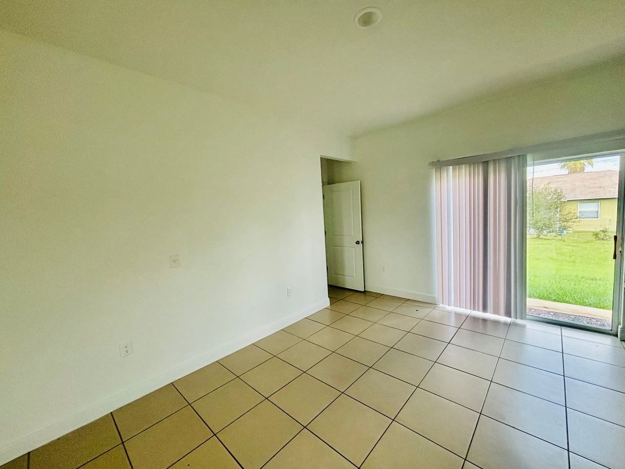 2679 Southwest 154th Place Road - Photo 7 of 24