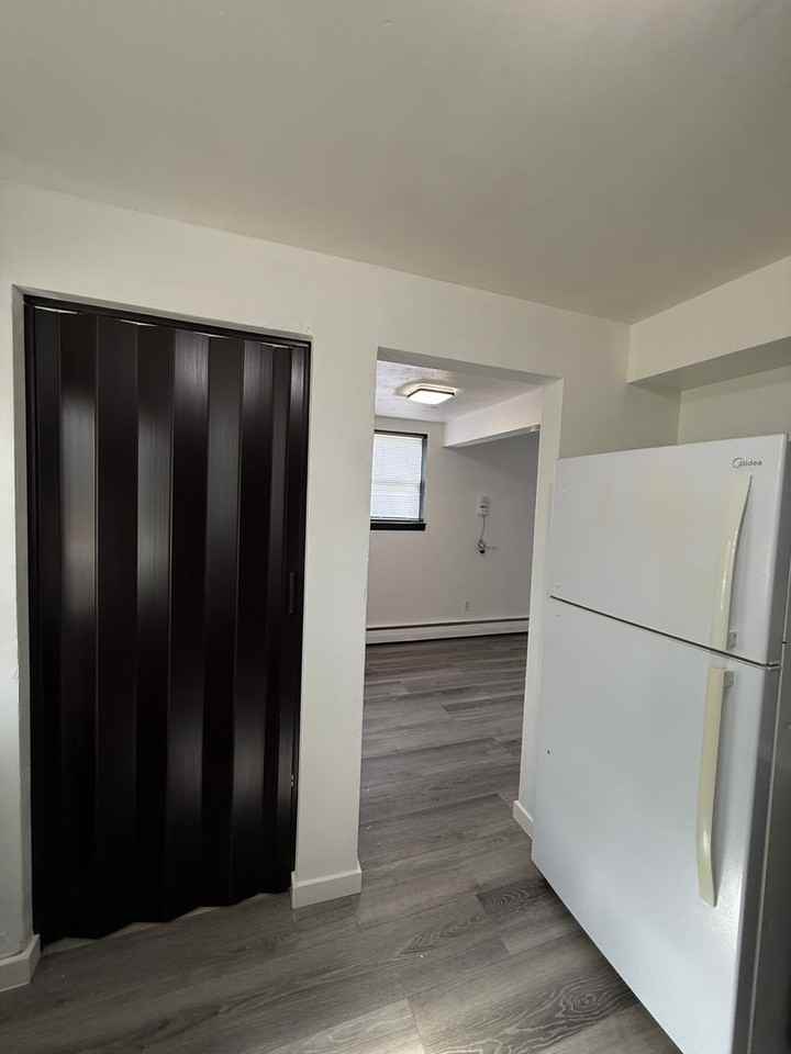 1404 5th Ave - Photo 3 of 11