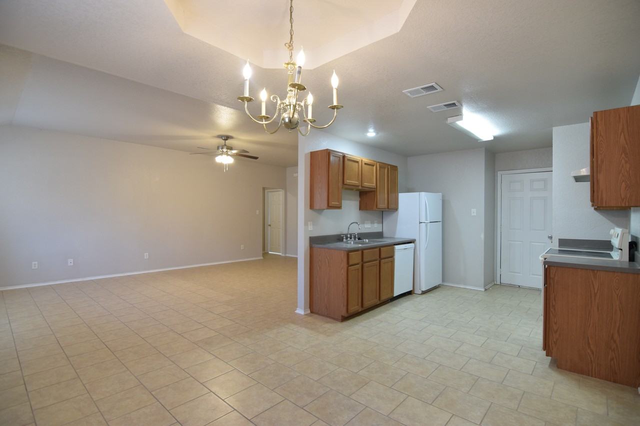 1904 Liberty Hill Drive - Photo 6 of 21