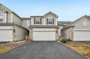 featured image of 2333 Summerlin Dr