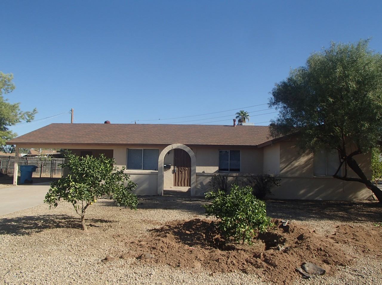 13631 N 35th St - Photo 2 of 15