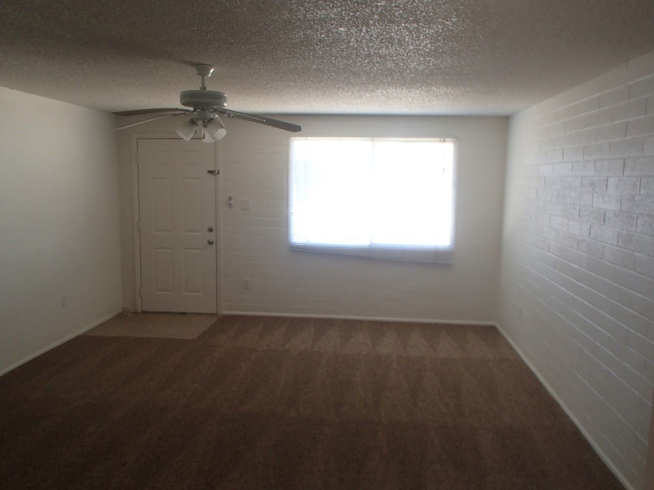 13631 N 35th St - Photo 6 of 15